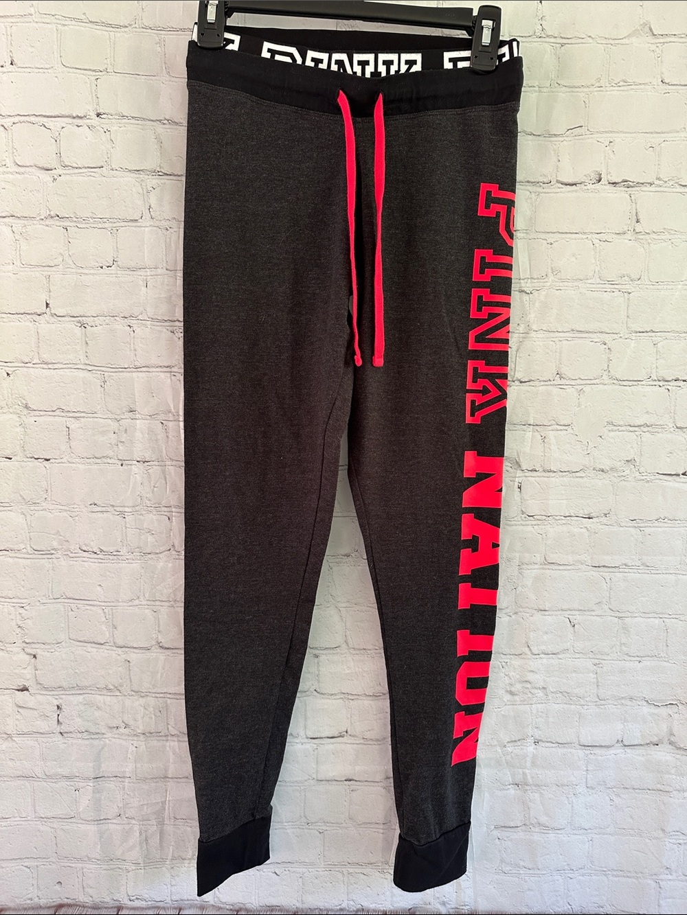 Victoria's Secret PINK Yoga Charcoal Gray Joggers with Hot Pink Logo size S